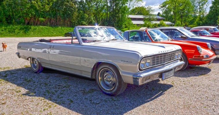 Pennsylvania Man Hoards 50 Cars in Barn