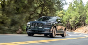 Lincoln Aviator Tours Schitt’s Creek in Driving Road Test