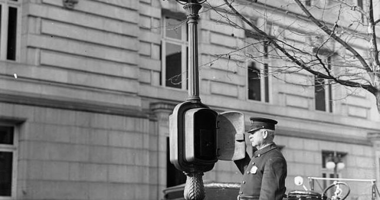 DC Turns Defunct Call Boxes Into Monuments