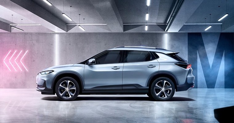 Chevrolet Menlo Electric Crossover Debuts in China