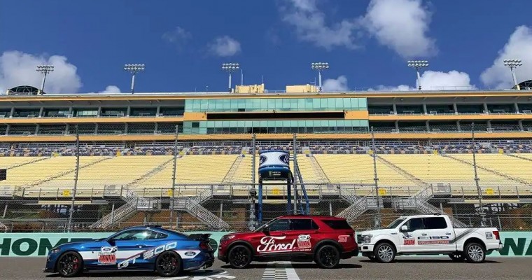 Ford Bringing Three High-Powered Pace Cars to Ford Championship Weekend