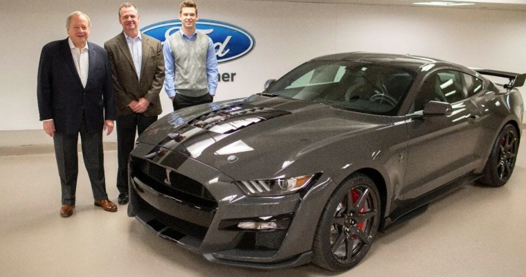 Man Wins 2020 Mustang Shelby GT500 Venom in JDRF Raffle