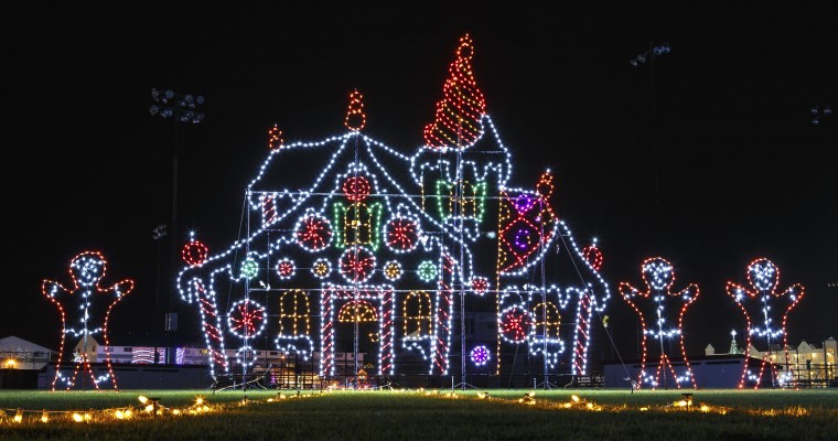 4 Drive-Thru Holiday Light Displays in Texas