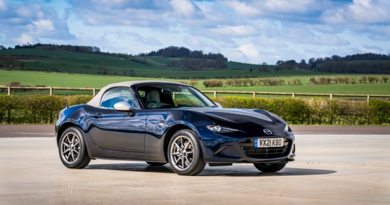 [PHOTOS] Meet the 2021 Mazda MX-5 Miata Sport Venture