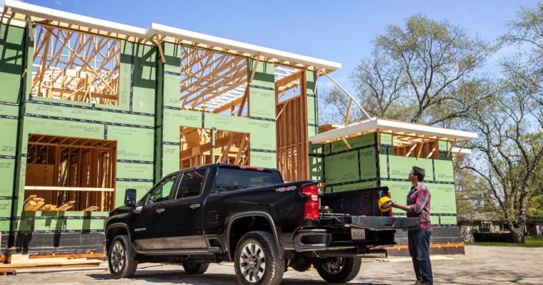 2022 Chevrolet Silverado HD Adds Multi-Flex Tailgate