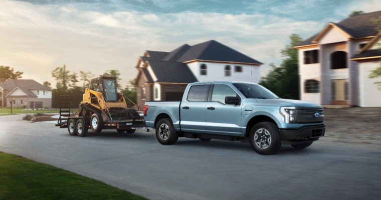 2022 Ford F-150 Lightning Pro is Ready for Work