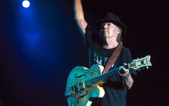 Neil Young’s 5 Best Songs About Cars and Driving