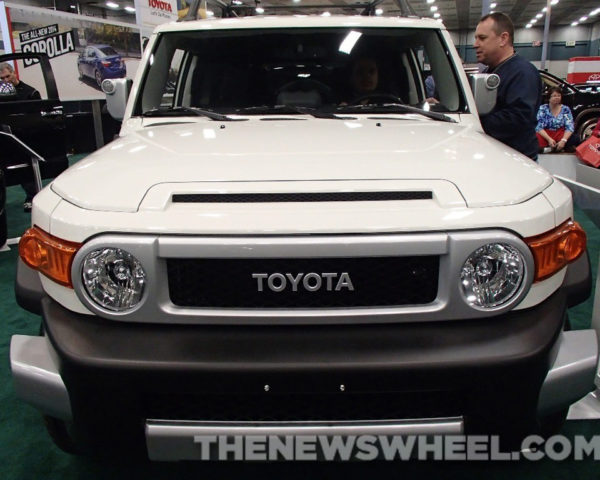 Toyota Fj Cruiser Resale Value Soars The News Wheel