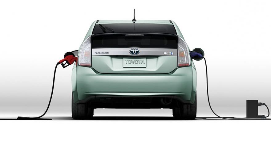 Toyota Prius Plug-In History