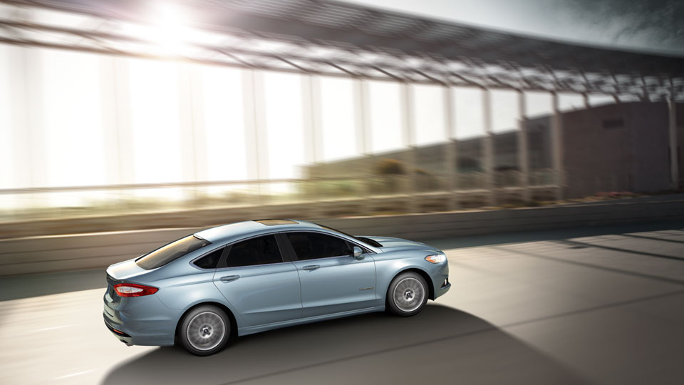 2013 Ford Fusion Hybrid Overview