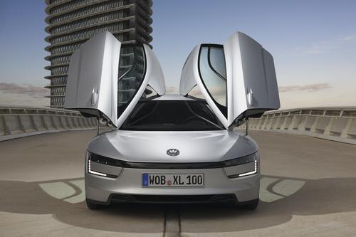 VW XL1 doors