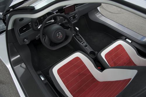 VW XL1 interior