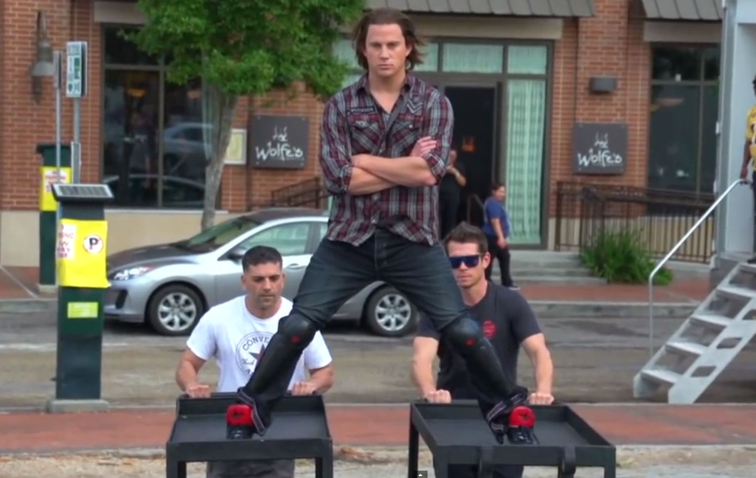 Channing Tatum Does the Splits