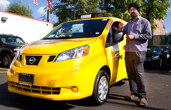 Nissan-NV200T-Taxicab