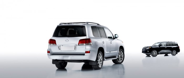 2014 Lexus LX Overview