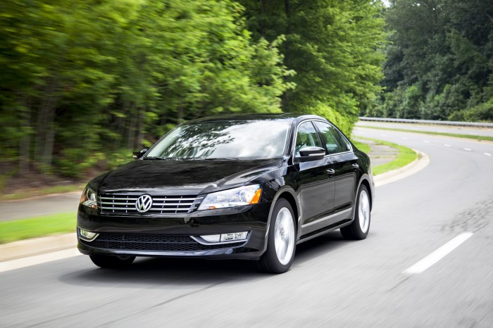 2014 Volkswagen Passat Overview