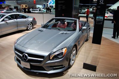 Mercedes-Benz NAIAS display: SL550