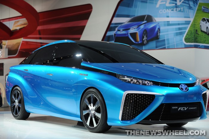 Toyota NAIAS Display: FCV Concept