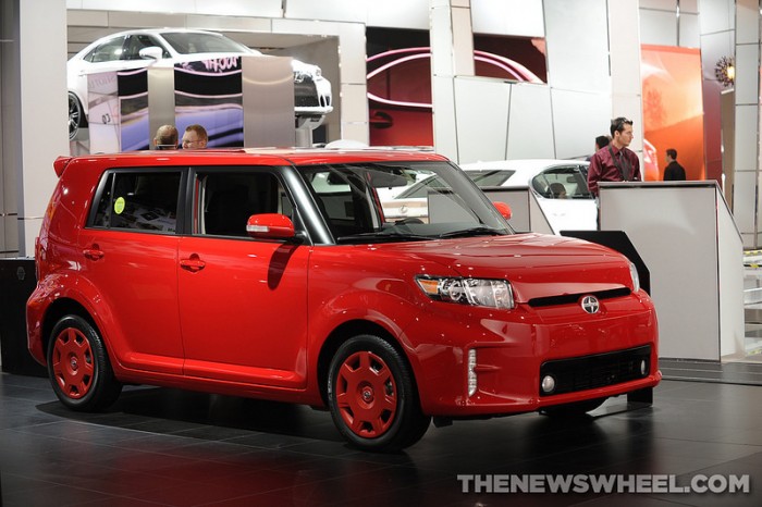 2014 Scion xB Overview