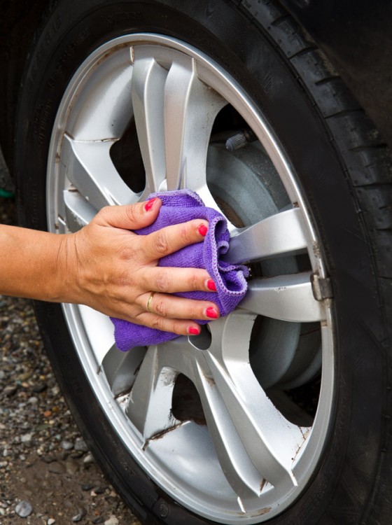 9 Simple Ways to Spring Clean Your Car - The News Wheel