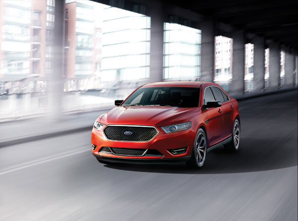 2015 Ford Taurus Overview