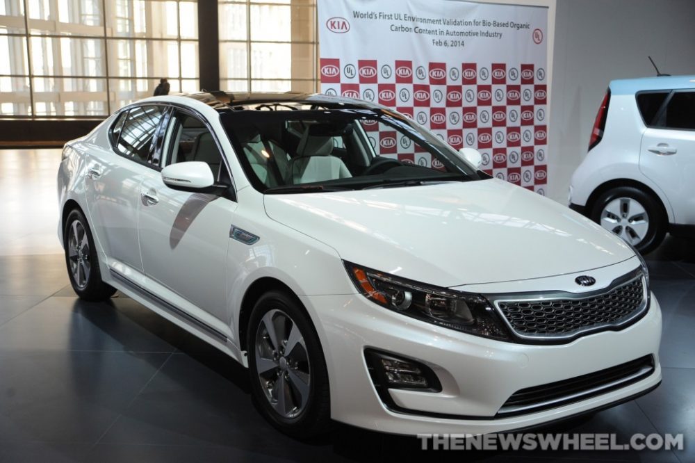 2014 Kia Optima Hybrid Overview Unveiled at the Chicago Auto Show