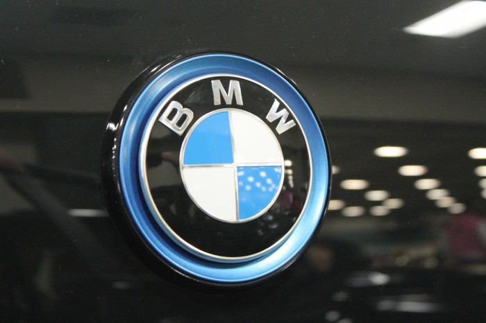 BMW i3 badge