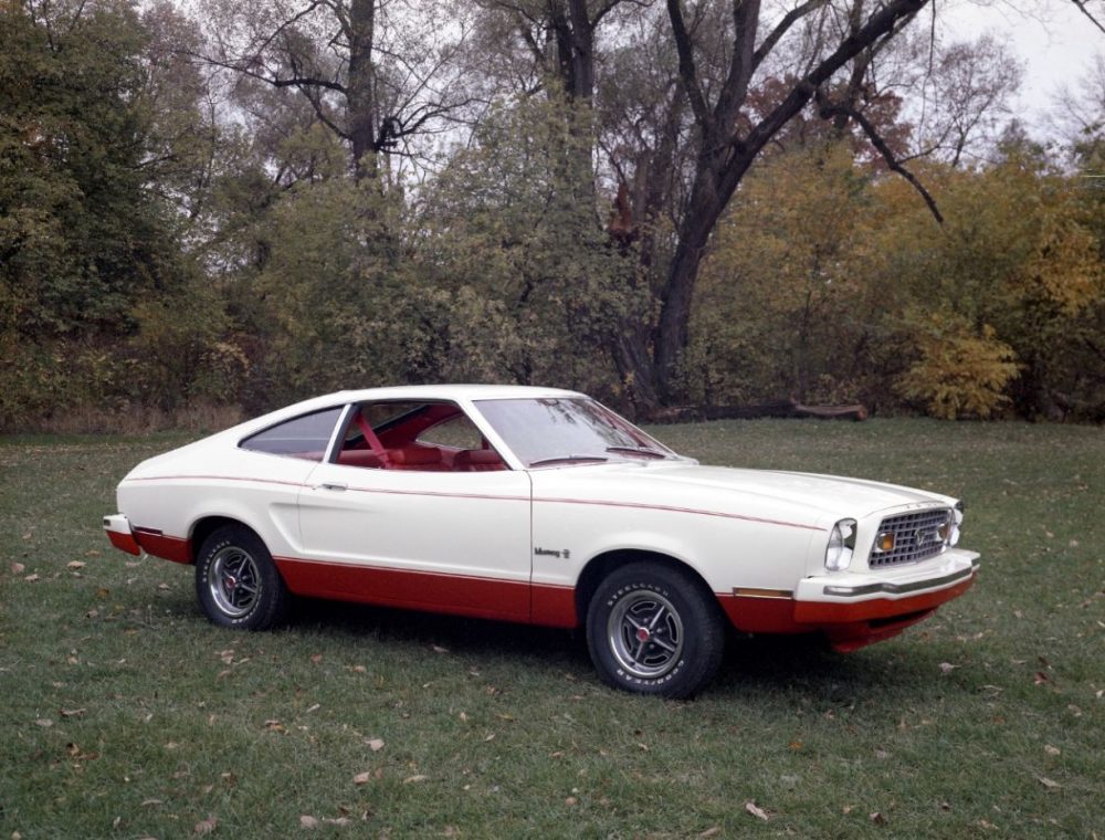 1976 Ford Mustang II 2+2