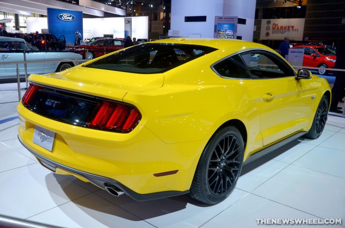 2015 Ford Mustang overview