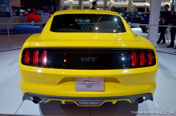 2015 Ford Mustang overview