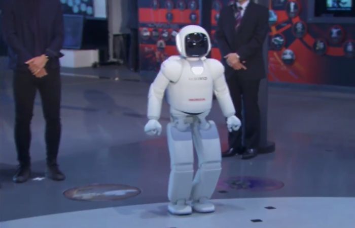 OBAMA MEETS ASIMO