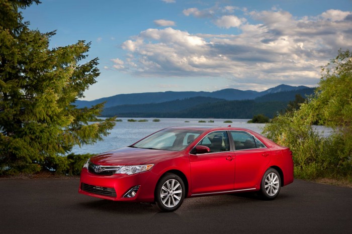 2013 Toyota Camry Overview