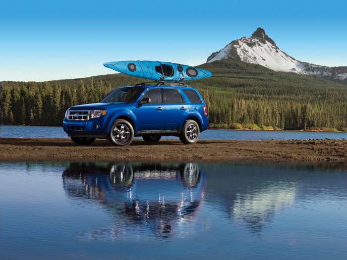 Ford Recalls 1.3 Million SUVS, Cars - 2011 Ford Escape