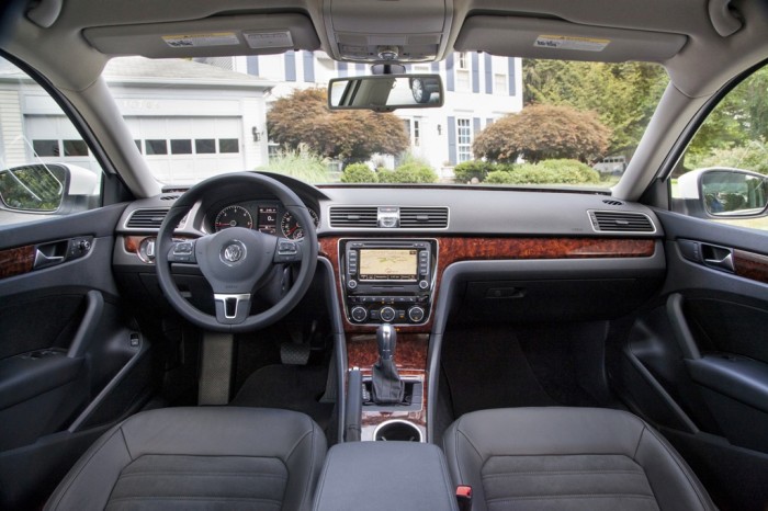 2013 Passat interior