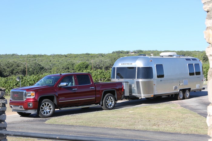 2015 GMC Sierra 1500 Max Trailering Rating Stays at 12,000