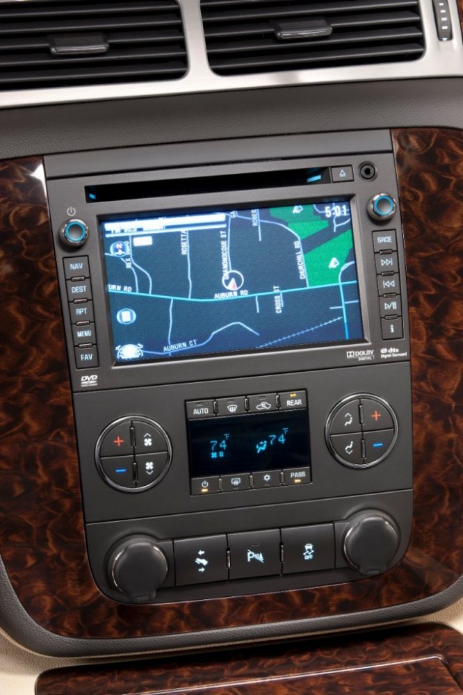 2014 GMC Yukon navigation