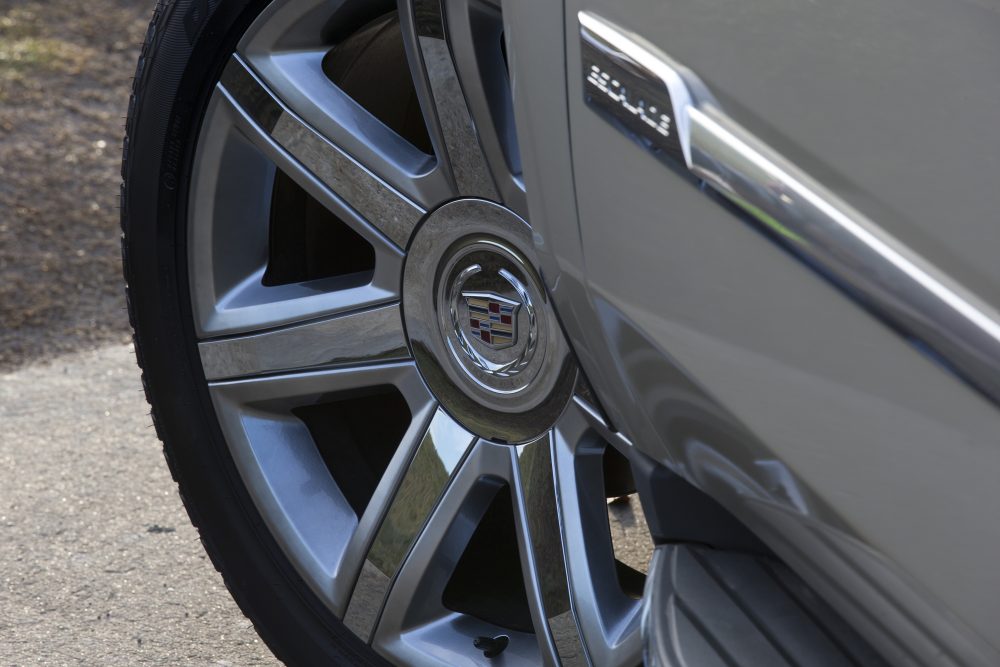 2015 Cadillac Escalade Wheel