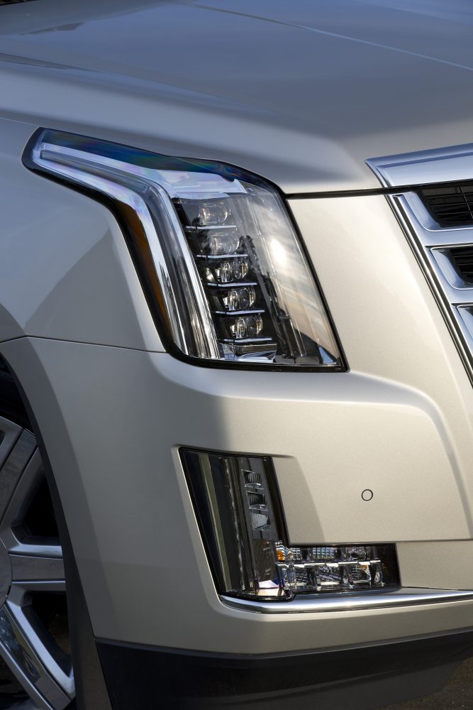 2015 Cadillac Escalade Headlight