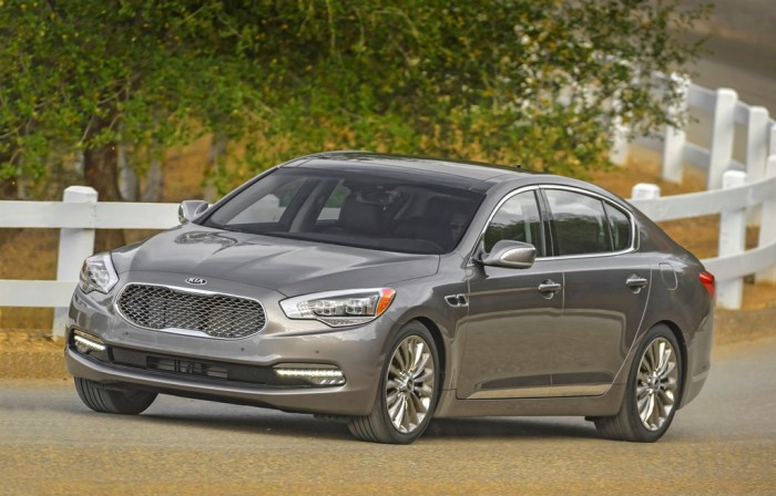 The Kia K900, winner of the Decisive Magazine 2015 Urban Car of the Year Award