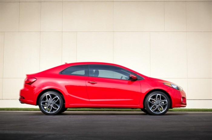 2015 Kia Forte Koup Red