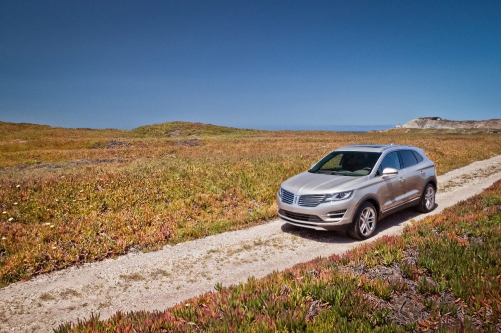 2015 Lincoln MKC overview