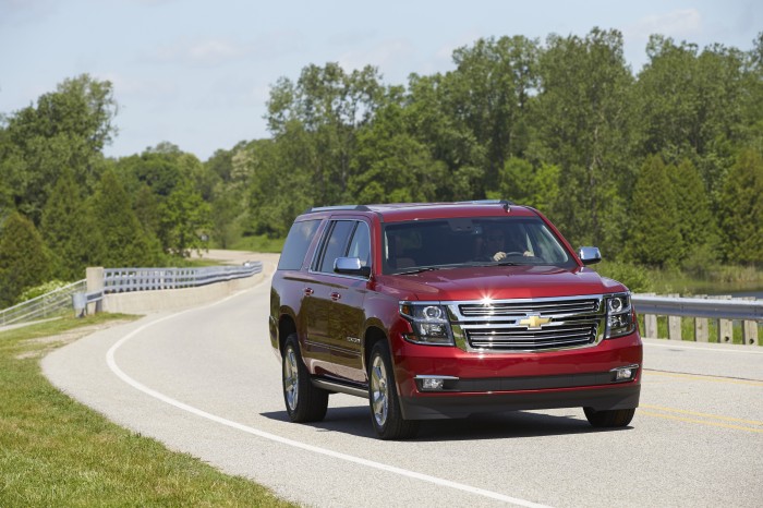 2015 Suburban exterior