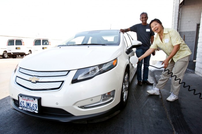 GM Adds EV Charging Outlets at the Renaissance Center