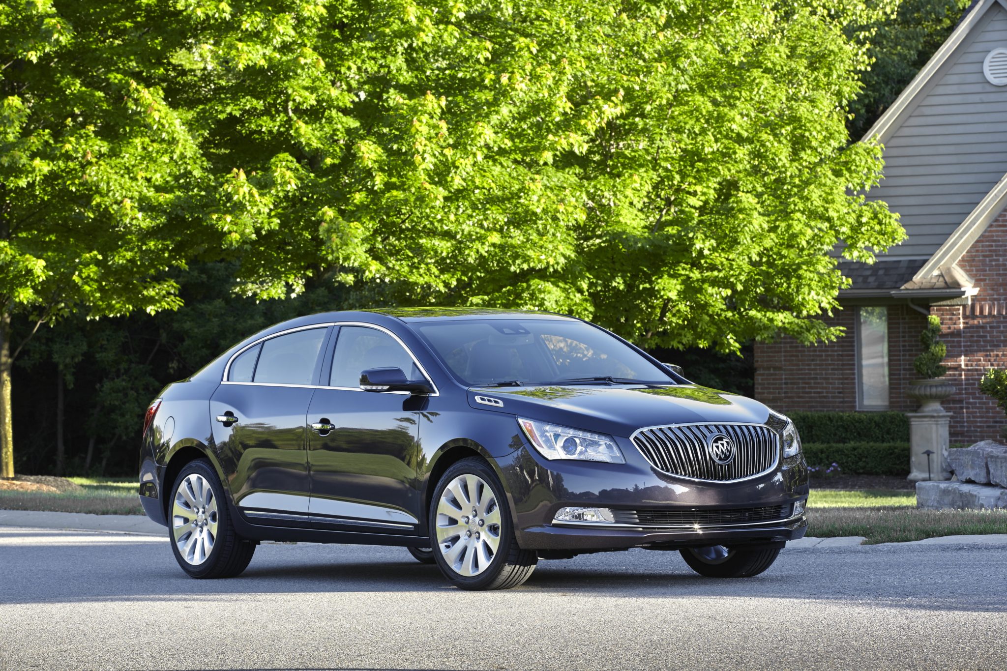 2015 Buick LaCrosse: Best Car for Road Trips