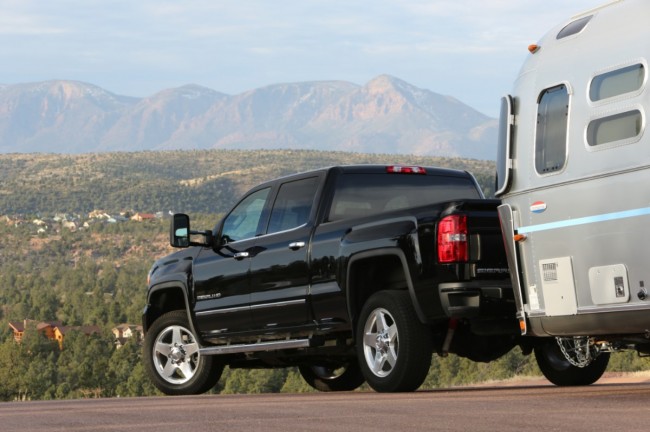 2015 GMC Sierra 3500 HD | Ultimate Heavy Duty Challenge