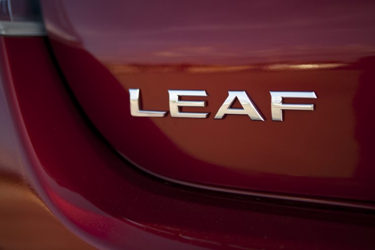 2015 Nissan LEAF overview