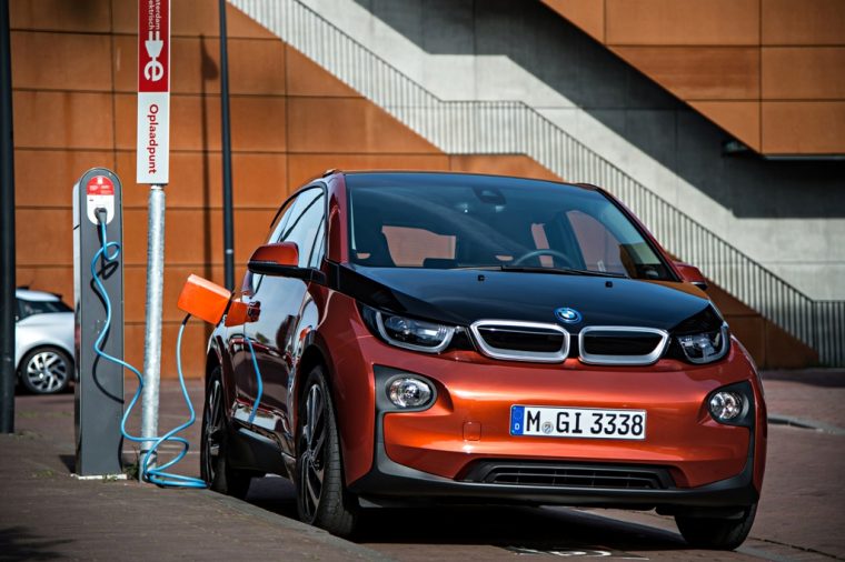 BMW i3 Outdoor Charging Red