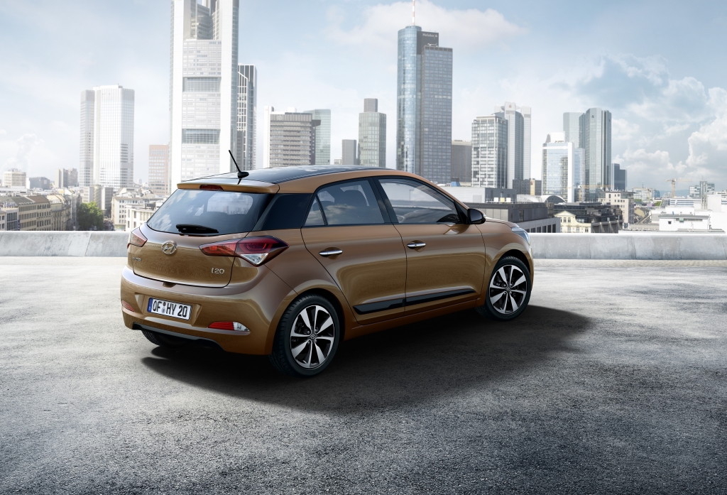 Images of the New Generation Hyundai i20 rear outdoor bronze