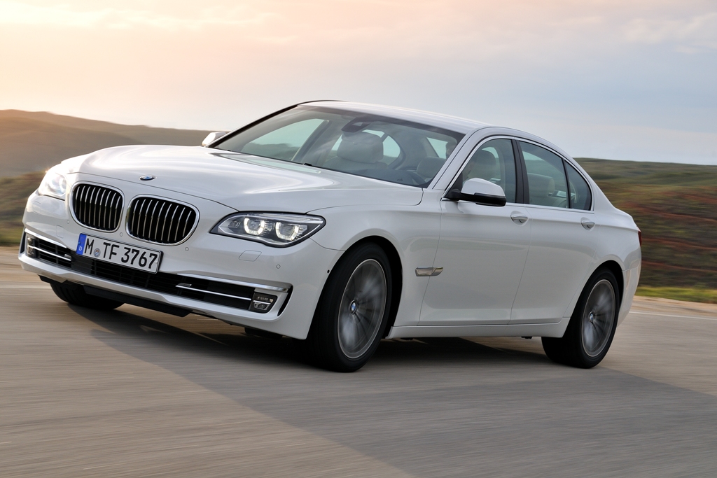 new BMW 7-series 2012 white outdoor driving exterior