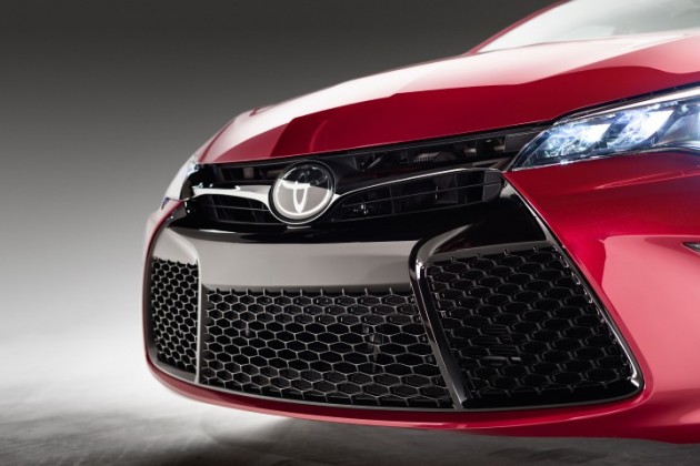 2015 Toyota Camry Overview